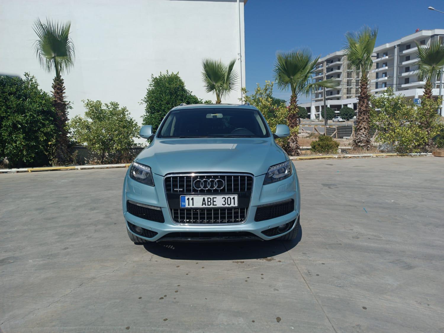 AUDİ Q7